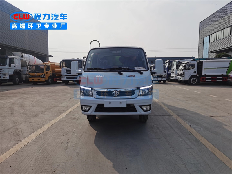 國(guó)六東風(fēng)途逸藍(lán)牌壓縮垃圾車(chē)